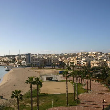 Pretty Bay Апартаменты Бирзеббуджа