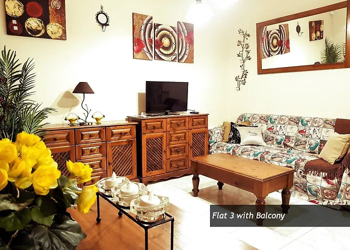 Seafront I Pretty Bay